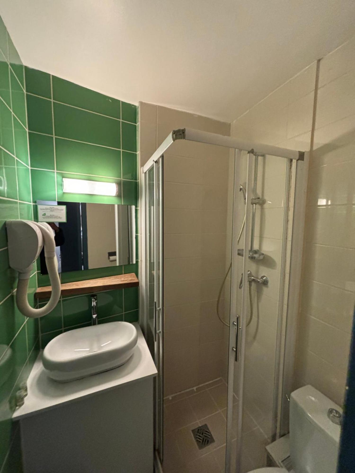 Hotel Astrid روان المظهر الخارجي الصورة